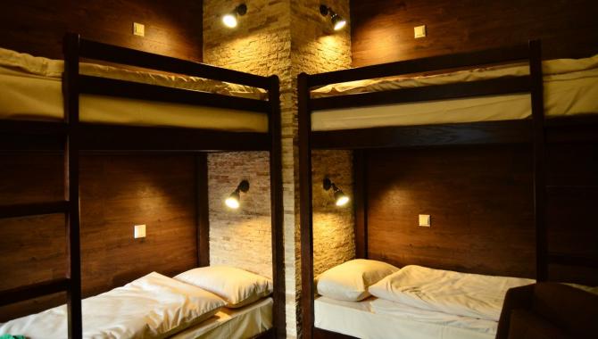 Petrani - фото (6021-45061)