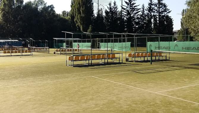  ТЕННИСНЫЕ КОРТЫ СПОРТИВНОГО КОМПЛЕКСЫ ЛЕДОВЫЙ СТАДИОН - фото (9306-53723)