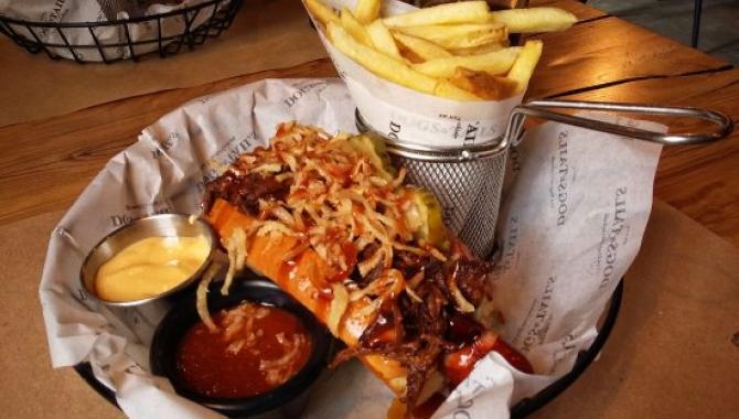 Dogs & Tails - фото (3597-18147)