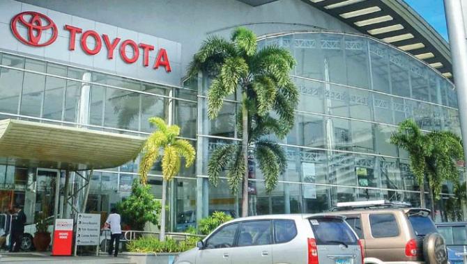 Тойота Центр Киев «Автосамит» - фото (2163-12232)