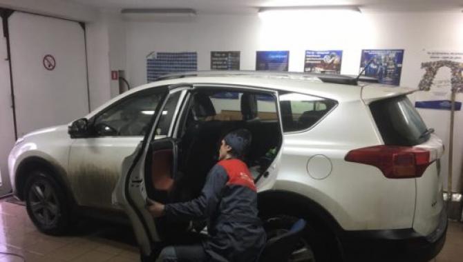 Компания "Автостекло-Центр" - фото (2895-15165)