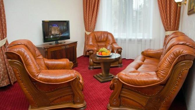 Гостиница Украина - фото (5516-28355)