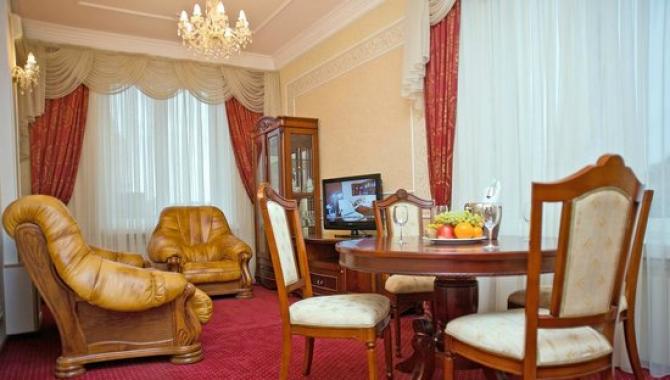 Гостиница Украина - фото (5516-28358)