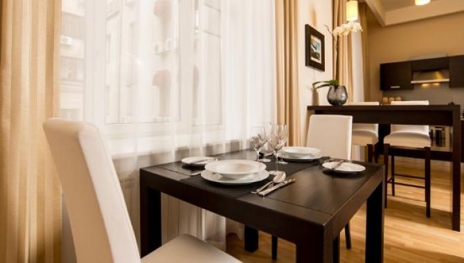 Senator Victory Square - фото (5527-28509)