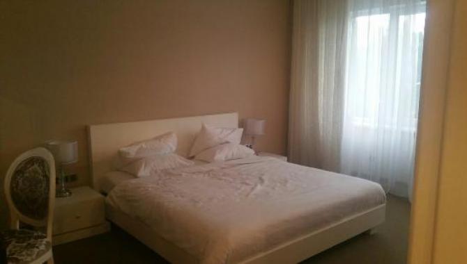 Orly Park - фото (5529-28546)