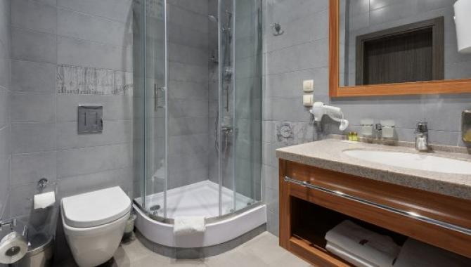 Twin Apart - фото (6418-33386)