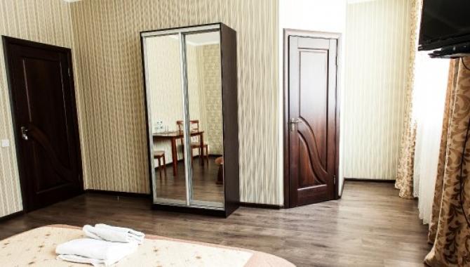 Чихоринский - фото (6481-33952)