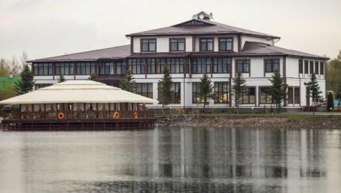 Olympic Village - фото (6543-34305)