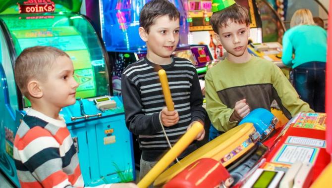 Веселий Вулик - фото (7218-43473)