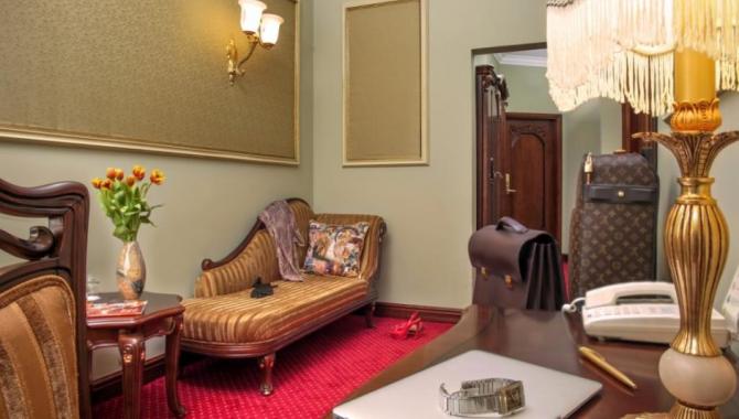 Staro - фото (6610-44866)