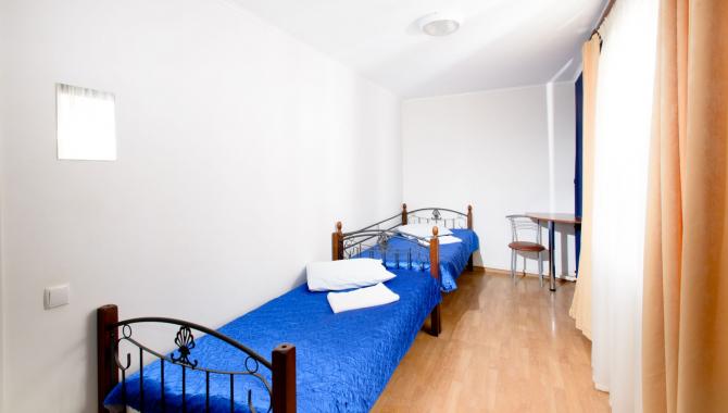 Gar'is Hostel - фото (5531-43877)