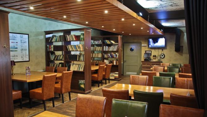 Аврора - фото (6281-41472)