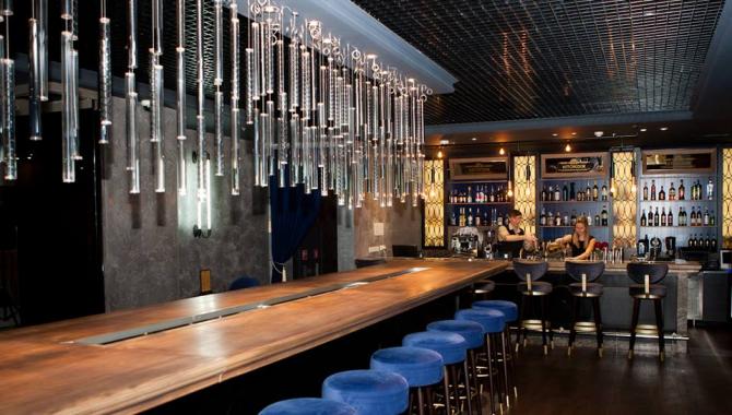 Hitchcook Bar - фото (3800-46120)