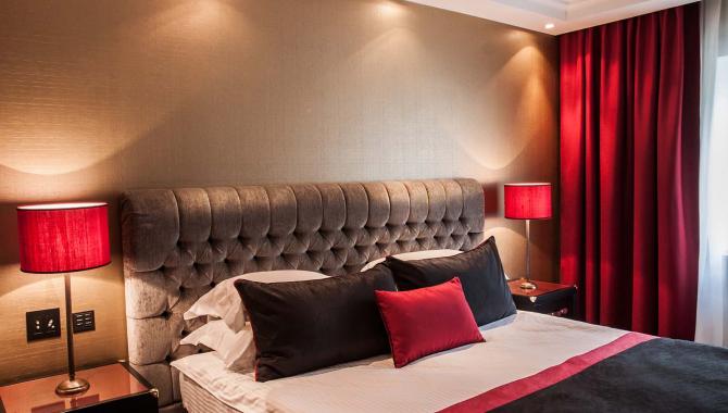 Крещатик - фото (5496-44670)