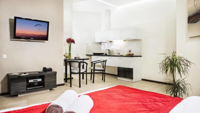 Status Apartments - фото (5521-44142)