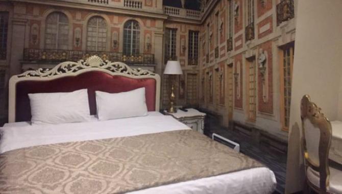 Royal De Paris Hotel - фото (6445-44929)