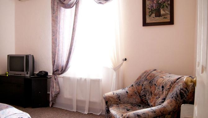 Соня - фото (6002-44689)