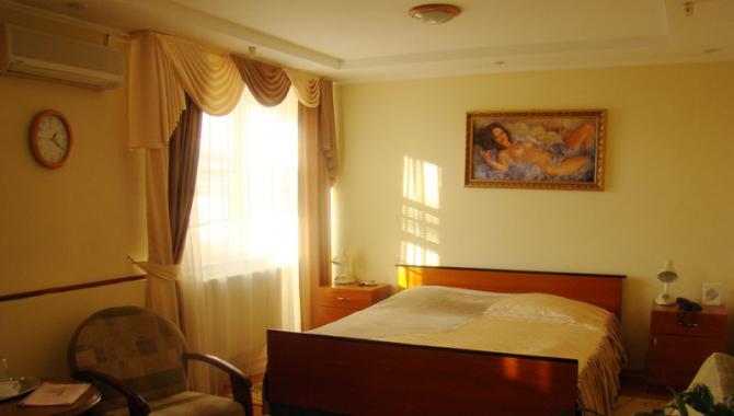 Визит - фото (6015-44693)