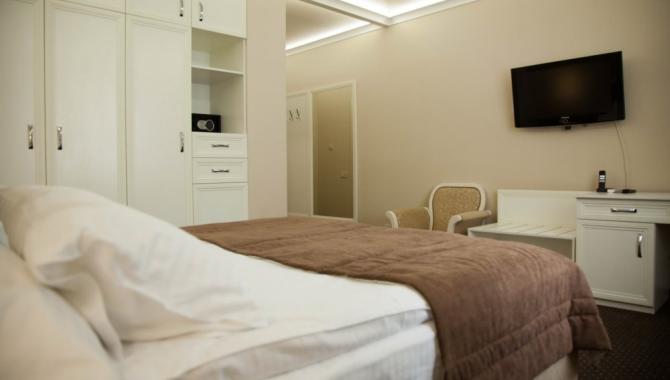 Оболонь - фото (6512-44679)