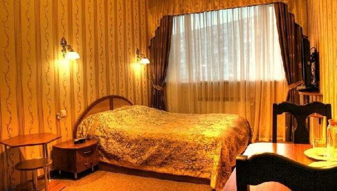 Persian Palace - фото (6004-44279)