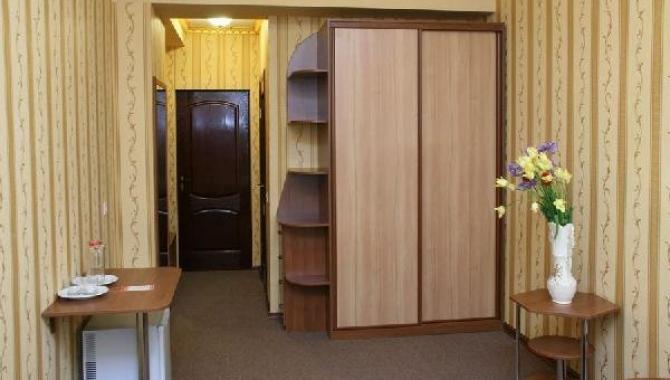 Persian Palace - фото (6004-44283)