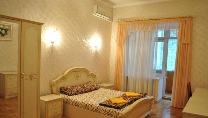 Art Lounge Hostel - фото (6572-45002)